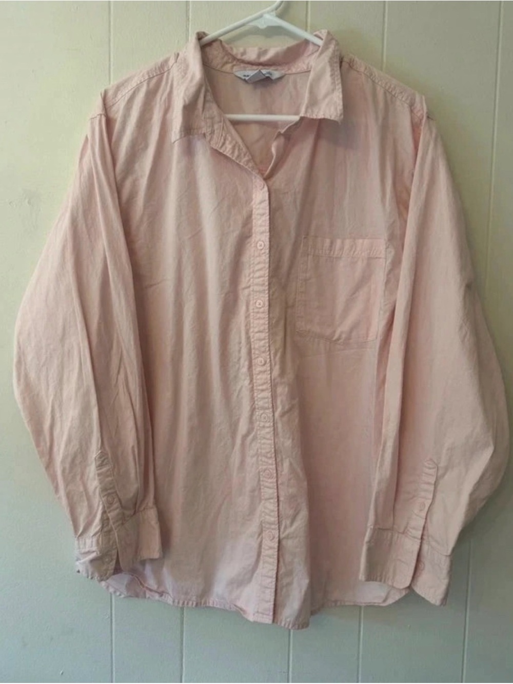 Old Navy Women’s Classic Button-Up Shirt in Light Pink